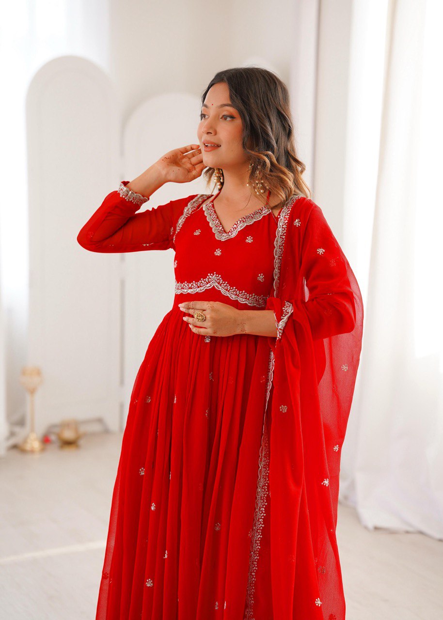Elegant Georgette Gown Set with Pant & Embroidered Dupatta