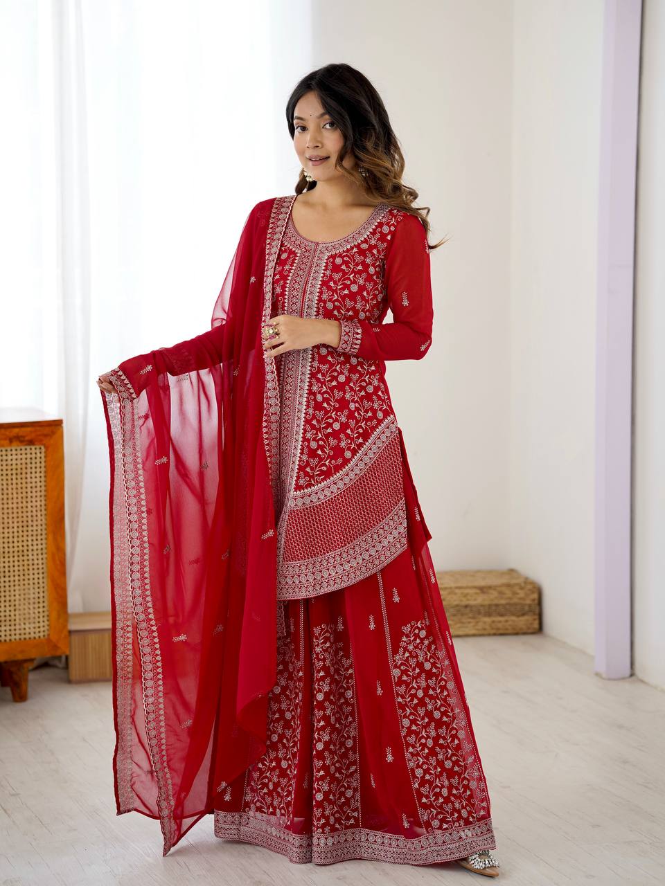 Elegant Embroidered Kurti Plazo Set